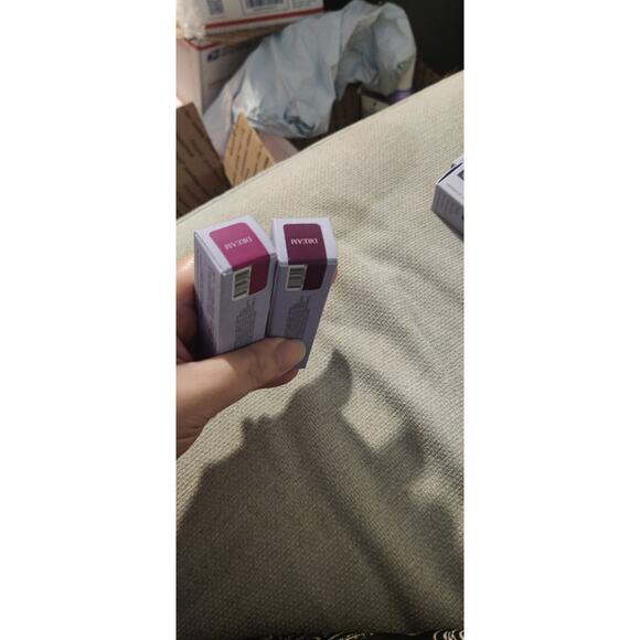 Saie Glossybounce™ High-Shine Hydrating Lip Gloss Oil in Dream - Picture 4 of 4